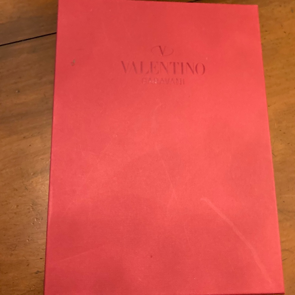 Valentino Gavarani Ruby red Signature box for luxury leather bag red logo